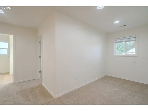 314 S 34th Place Ridgefield WA 98642