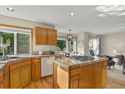 2296 Ne Estate Drive Hillsboro OR 97124