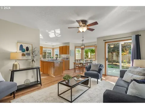 2296 Ne Estate Drive Hillsboro OR 97124