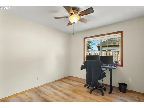 2296 Ne Estate Drive Hillsboro OR 97124