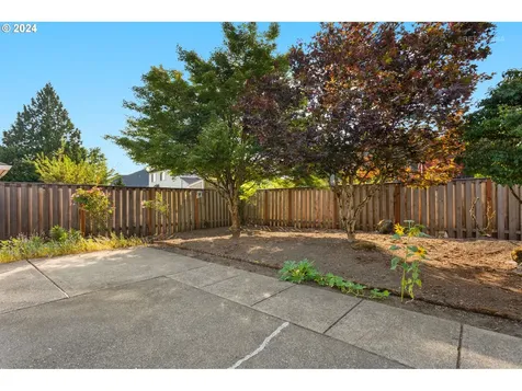 2296 Ne Estate Drive Hillsboro OR 97124