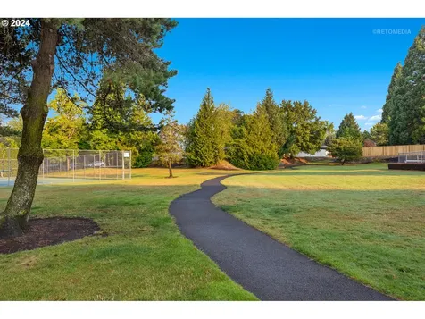 2296 Ne Estate Drive Hillsboro OR 97124