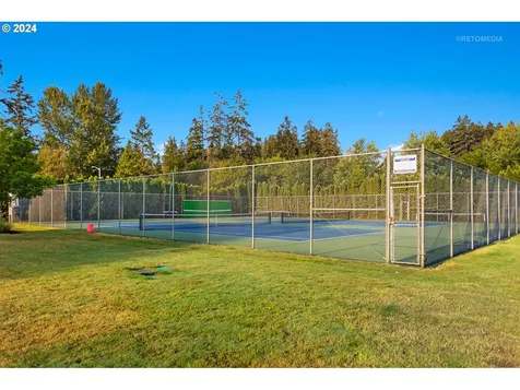 2296 Ne Estate Drive Hillsboro OR 97124