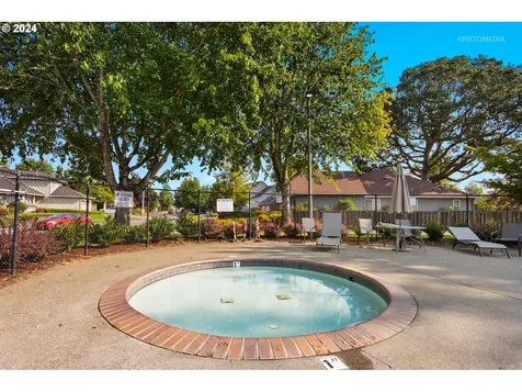 2296 Ne Estate Drive Hillsboro OR 97124