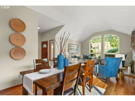 2296 Ne Estate Drive Hillsboro OR 97124