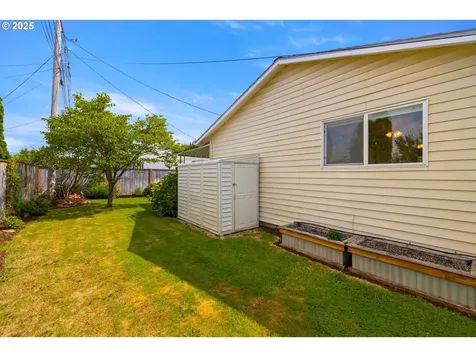 1499 Walton Way Woodburn OR 97071