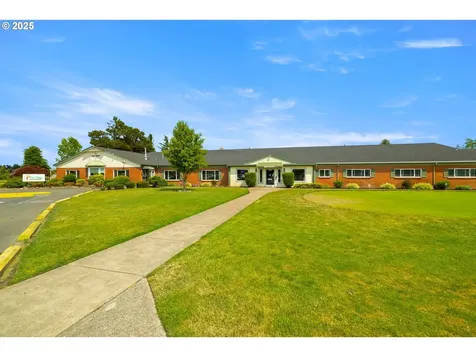 1499 Walton Way Woodburn OR 97071