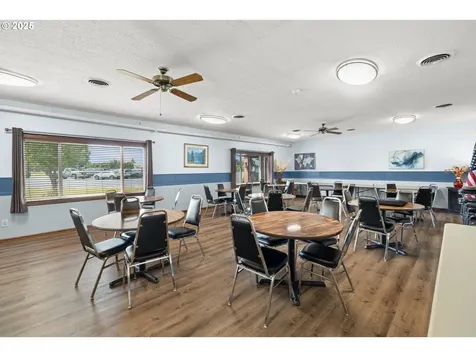 1499 Walton Way Woodburn OR 97071