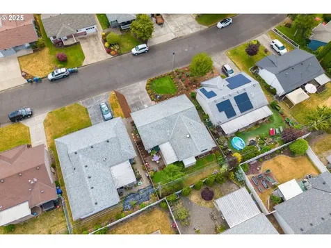 1499 Walton Way Woodburn OR 97071