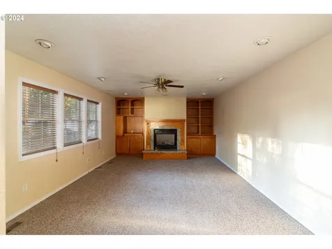 575 W Division Avenue Hermiston OR 97838