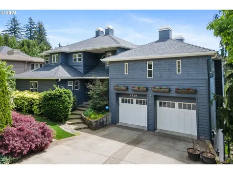 7928 NW Hawkins Boulevard Portland OR 97229