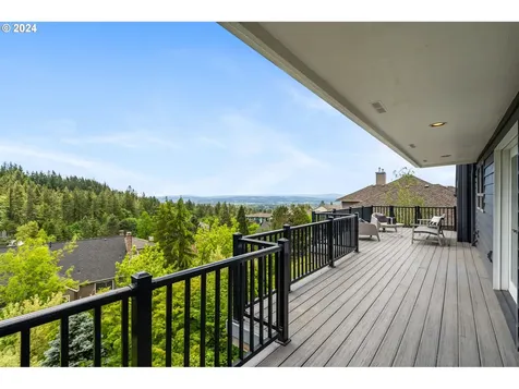 7928 NW Hawkins Boulevard Portland OR 97229