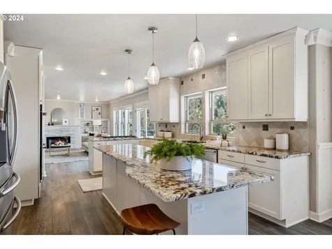 7928 NW Hawkins Boulevard Portland OR 97229