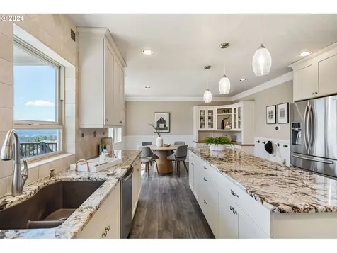 7928 NW Hawkins Boulevard Portland OR 97229