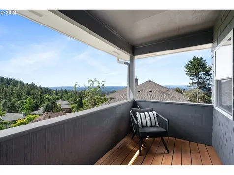 7928 NW Hawkins Boulevard Portland OR 97229