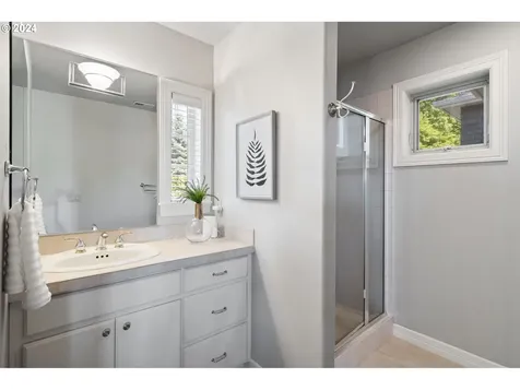 7928 NW Hawkins Boulevard Portland OR 97229