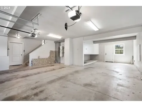 7928 NW Hawkins Boulevard Portland OR 97229