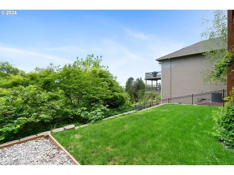 7928 NW Hawkins Boulevard Portland OR 97229
