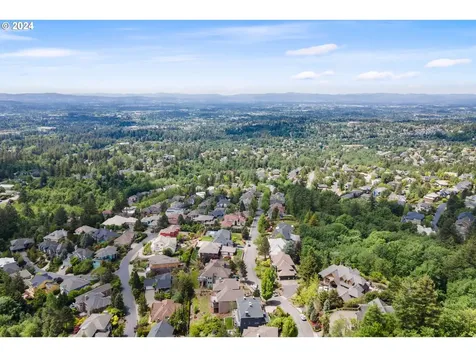 7928 NW Hawkins Boulevard Portland OR 97229