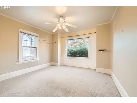 4214 NE 23rd Avenue Portland OR 97211