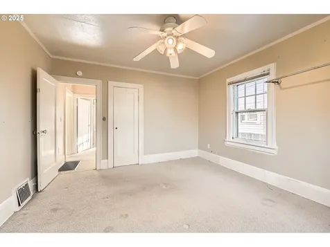 4214 NE 23rd Avenue Portland OR 97211