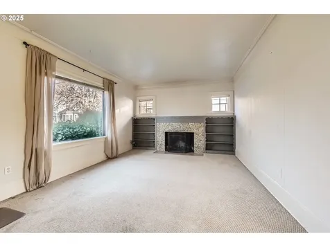 4214 NE 23rd Avenue Portland OR 97211