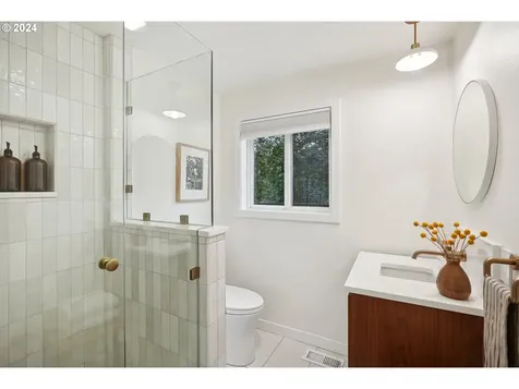 32125 Ne Wand Road Troutdale OR 97060