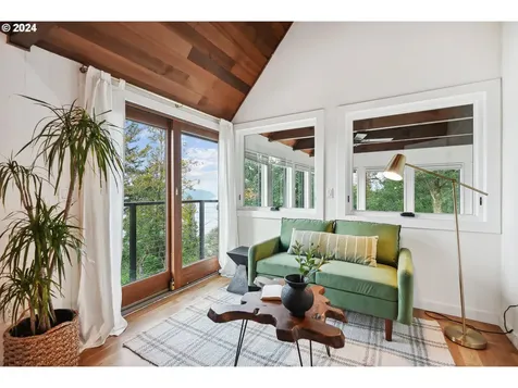 32125 Ne Wand Road Troutdale OR 97060