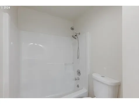 155 Greystone Road Kalama WA 98625