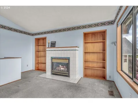 1800 9th Street Columbia City OR 97018