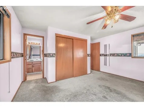 1800 9th Street Columbia City OR 97018