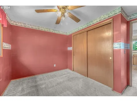 1800 9th Street Columbia City OR 97018