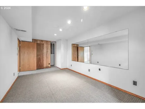 1800 9th Street Columbia City OR 97018
