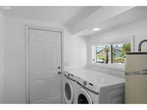 8514 Ne Multnomah Street Portland OR 97220
