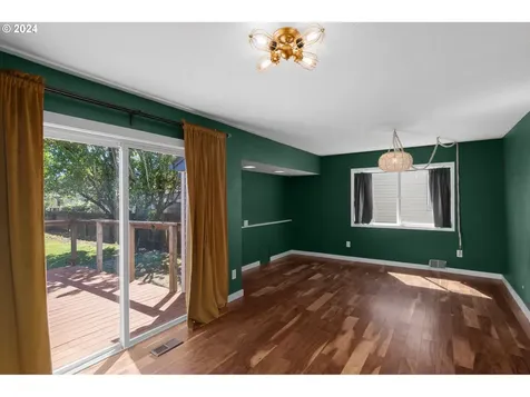 8514 Ne Multnomah Street Portland OR 97220