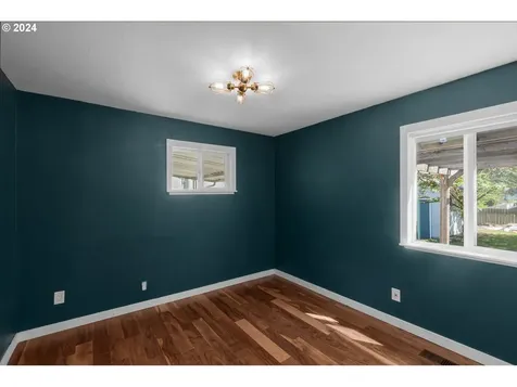 8514 Ne Multnomah Street Portland OR 97220