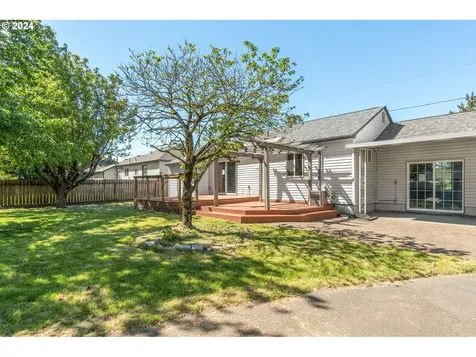 8514 Ne Multnomah Street Portland OR 97220