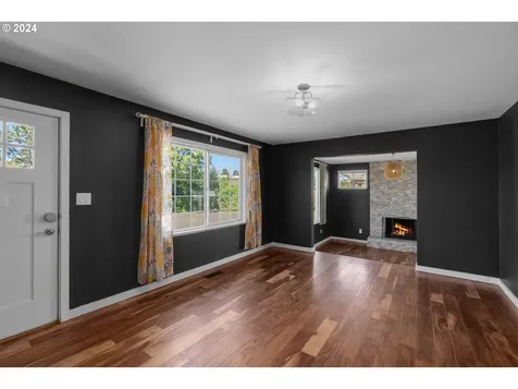 8514 Ne Multnomah Street Portland OR 97220