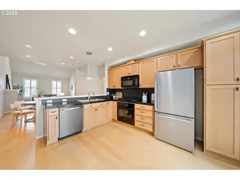 660 NE 73rd Avenue Hillsboro OR 97124