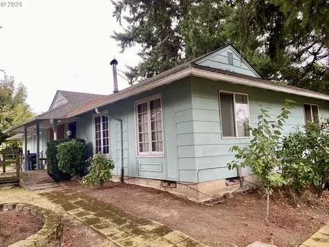 2013 Ne Roberts Court Gresham OR 97030
