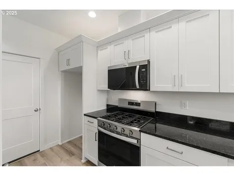 365 SE Kitzmiller Drive Dallas OR 97338