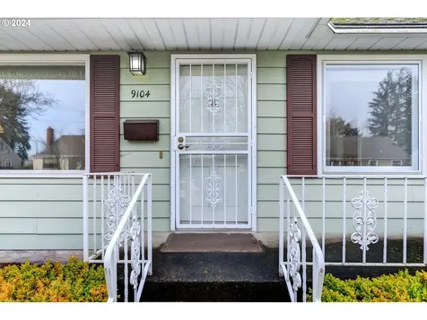 9104 SE Mill Street Portland OR 97216