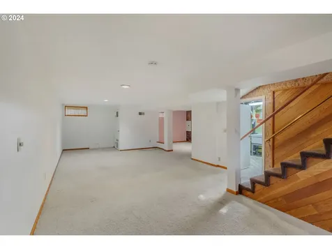 9104 SE Mill Street Portland OR 97216