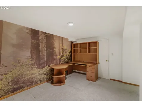 9104 SE Mill Street Portland OR 97216
