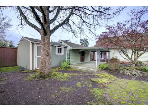 9104 SE Mill Street Portland OR 97216
