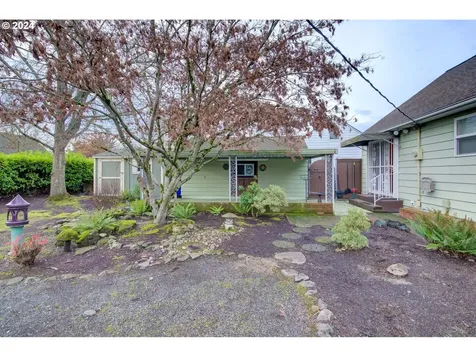 9104 SE Mill Street Portland OR 97216