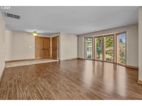 13619 NW 14th Place Vancouver WA 98685