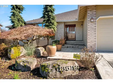 13619 NW 14th Place Vancouver WA 98685
