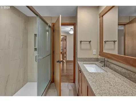 13619 NW 14th Place Vancouver WA 98685