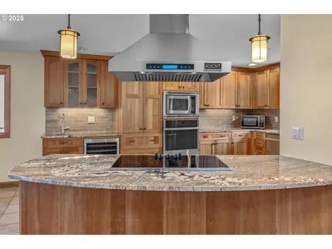 13619 NW 14th Place Vancouver WA 98685